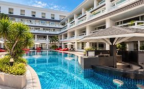 โรงแรมเรดิสัน เรด ภูเก็ต หาดป่าตอง